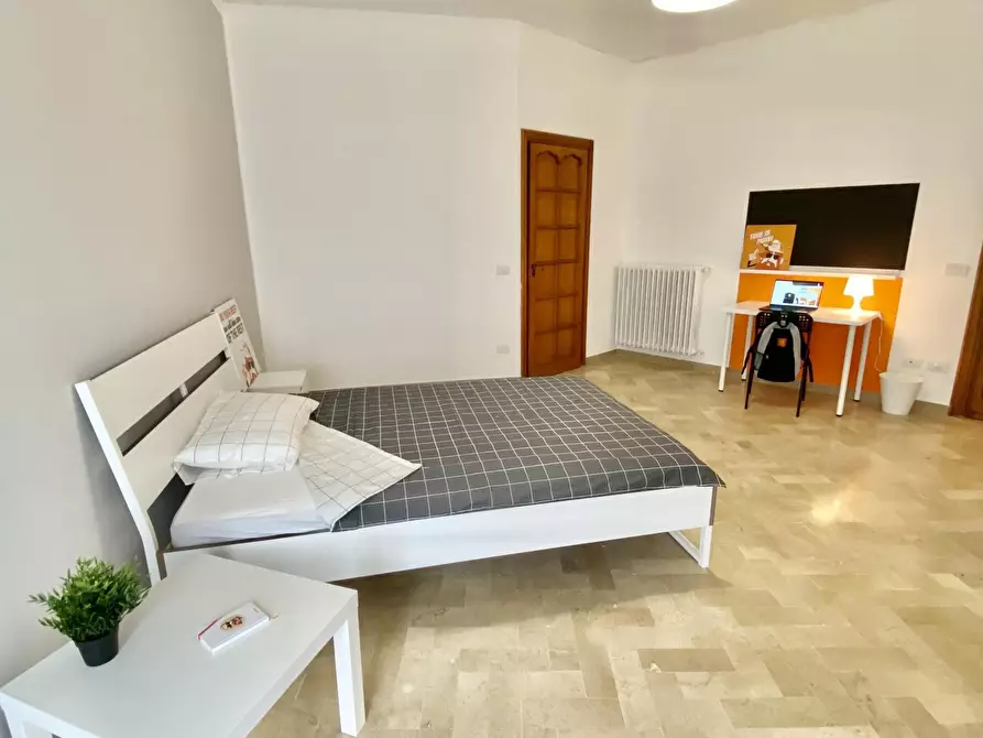 Immagine 1 di Appartamento in affitto  in Via Gaetano Salvemini a Bari