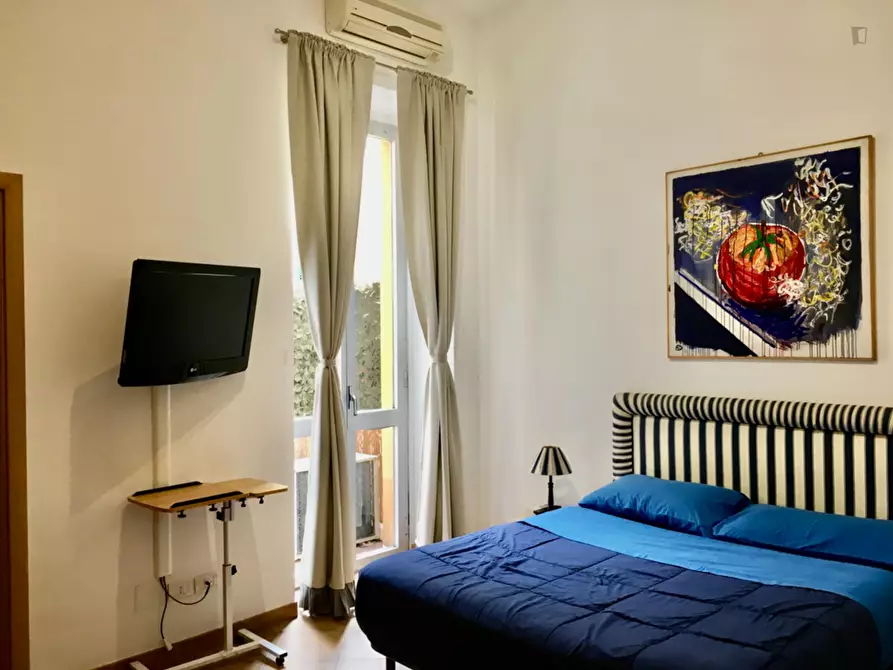 Immagine 1 di Appartamento in affitto  in Via Raffaele Cadorna​ (rooms 2&3) a Roma