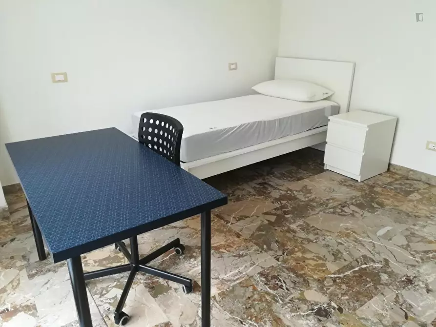 Immagine 1 di Appartamento in affitto  in Via Caduti di Cefalonia a Firenze