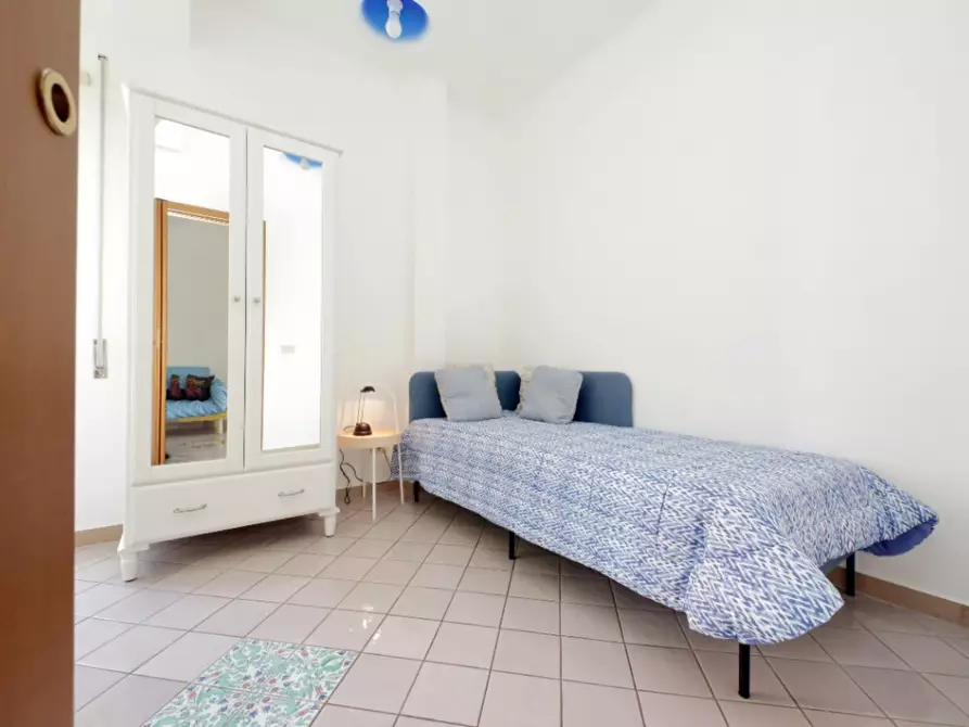 Immagine 8 di Monolocale in affitto  in Via Albert Einstein a Roma