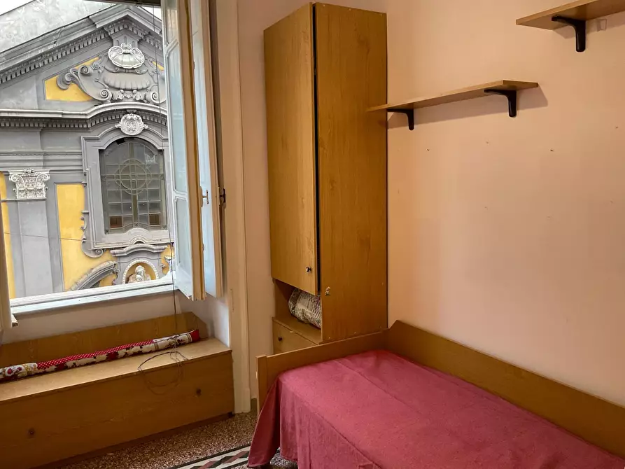 Immagine 1 di Appartamento in affitto  in Via Carminiello al mercato a Napoli