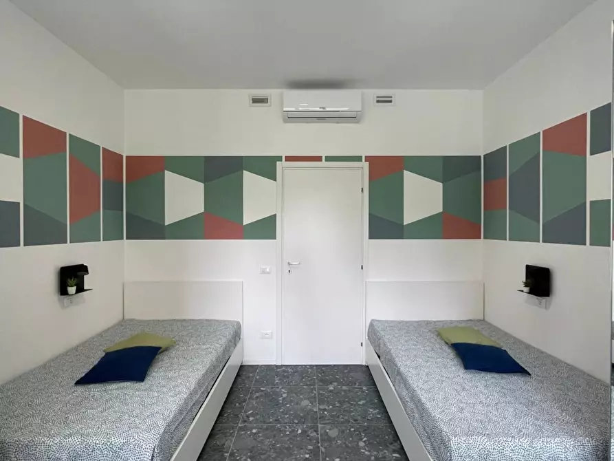 Immagine 1 di Stanza singola in affitto  in Via Monte S. Genesio a Milano