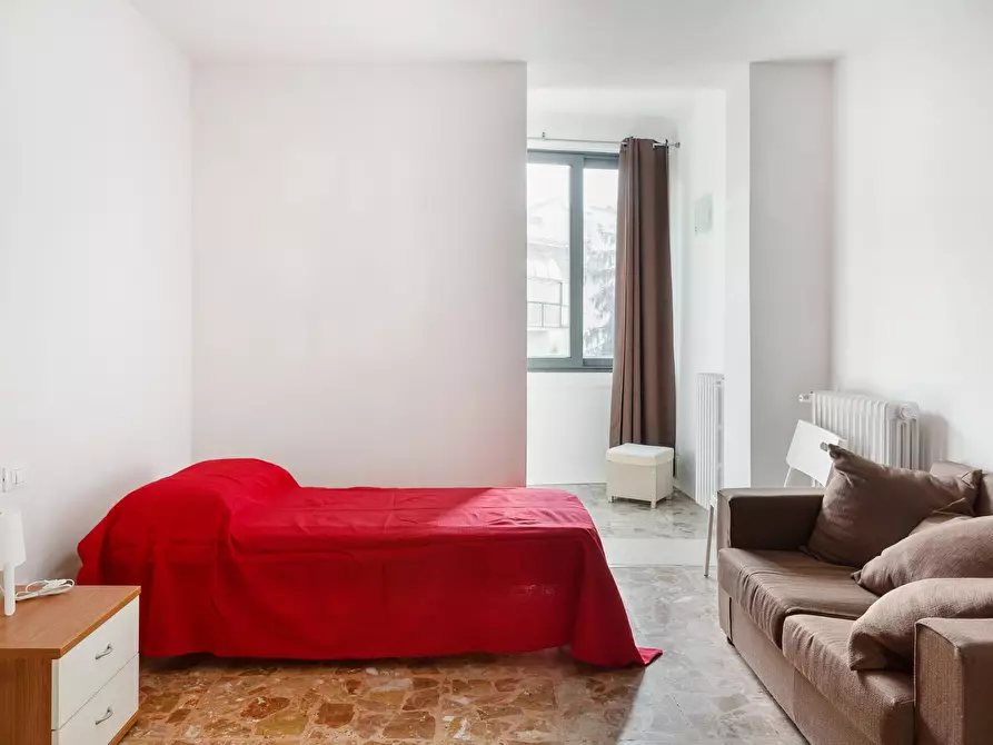 Immagine 1 di Appartamento in affitto  in Via Guglielmo Marconi a Firenze