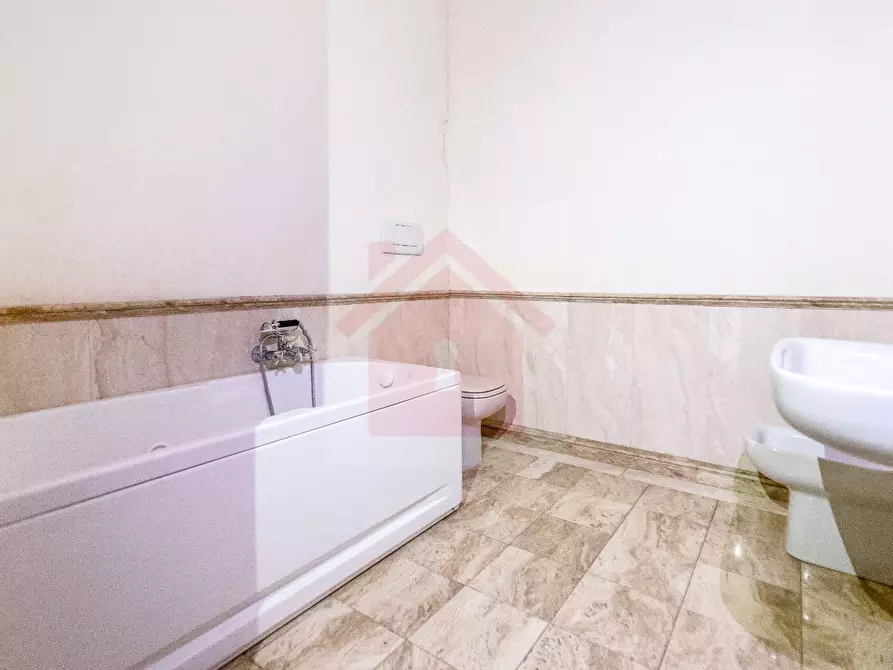 Immagine 11 di Appartamento in vendita  a Carpi