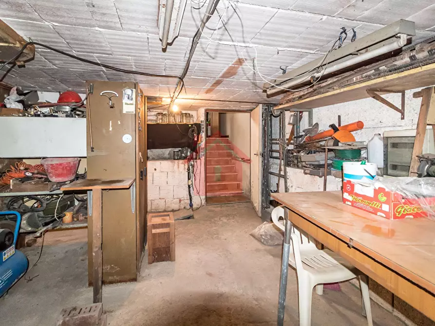 Immagine 33 di Villa in vendita  in Via Giuseppe Campana, 4 a Carpi