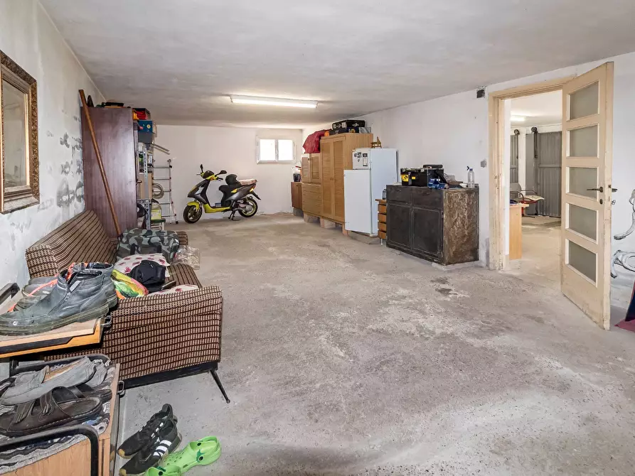 Immagine 23 di Villa in vendita  a Novi Di Modena