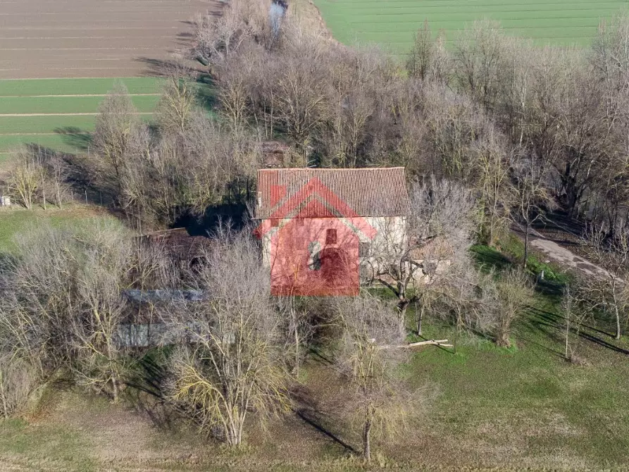 Immagine 7 di Rustico / casale in vendita  a Carpi