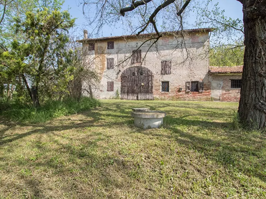 Immagine 3 di Rustico / casale in vendita  a Carpi