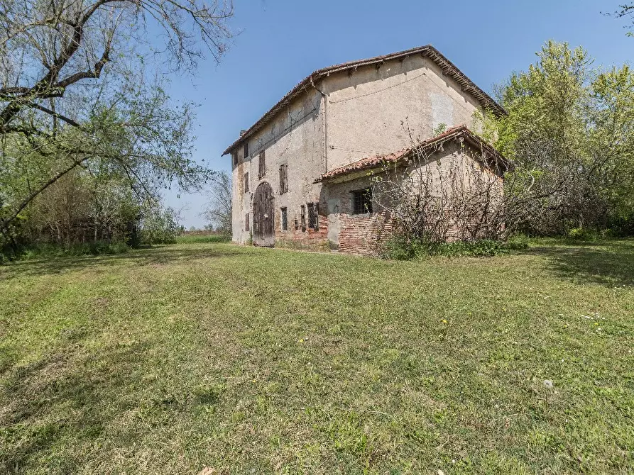 Immagine 4 di Rustico / casale in vendita  a Carpi