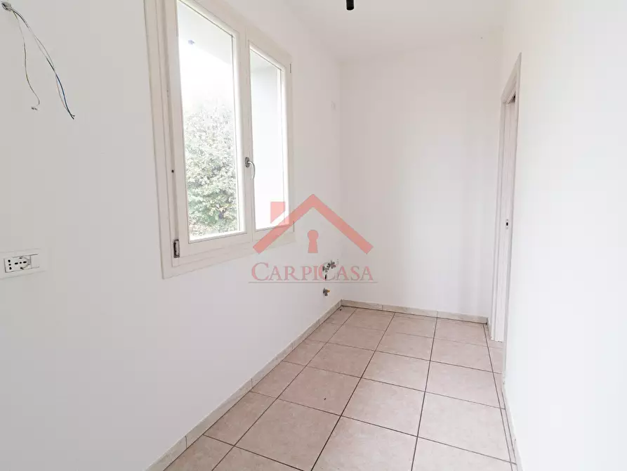 Immagine 14 di Villa in vendita  a Novi Di Modena