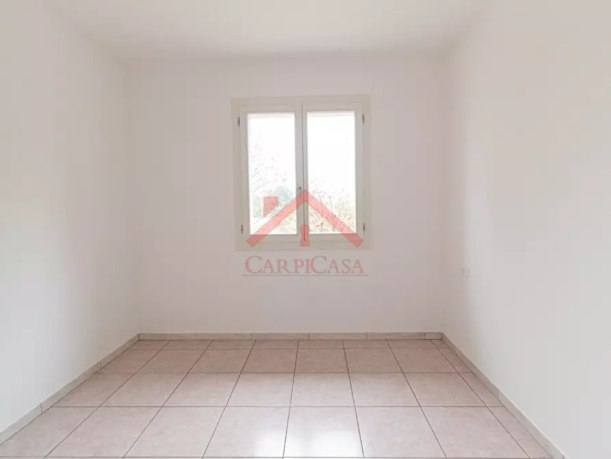 Immagine 17 di Villa in vendita  a Novi Di Modena