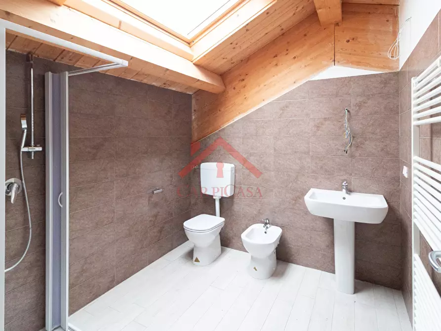 Immagine 23 di Villa in vendita  a Novi Di Modena