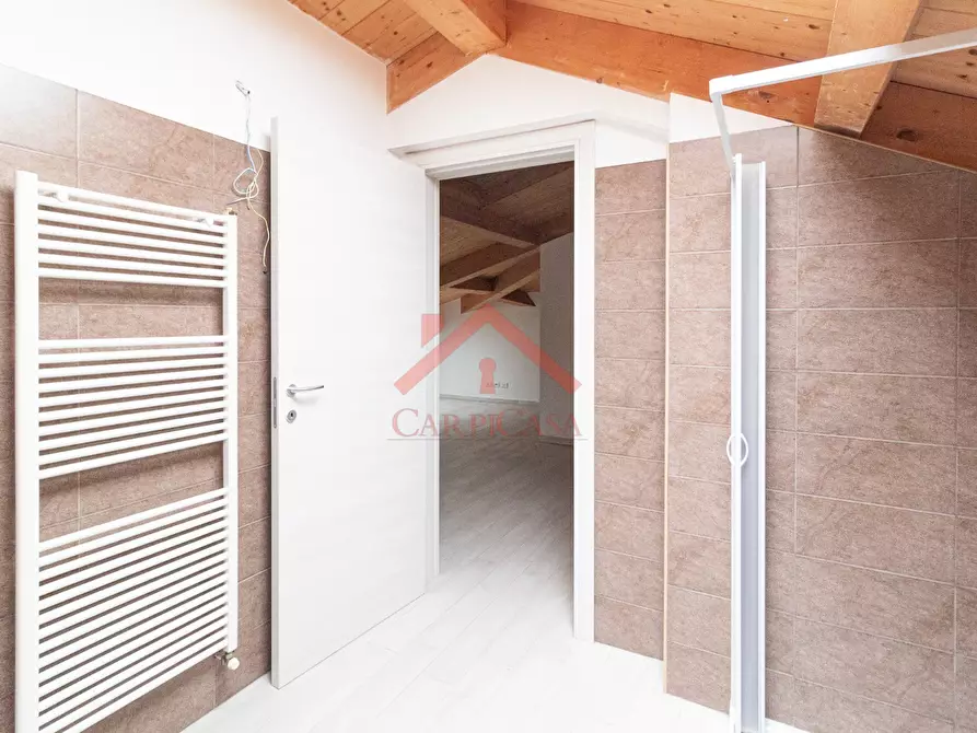 Immagine 24 di Villa in vendita  a Novi Di Modena