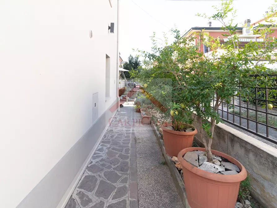 Immagine 5 di Villa in vendita  in via Arturo marchi, 20 a Carpi