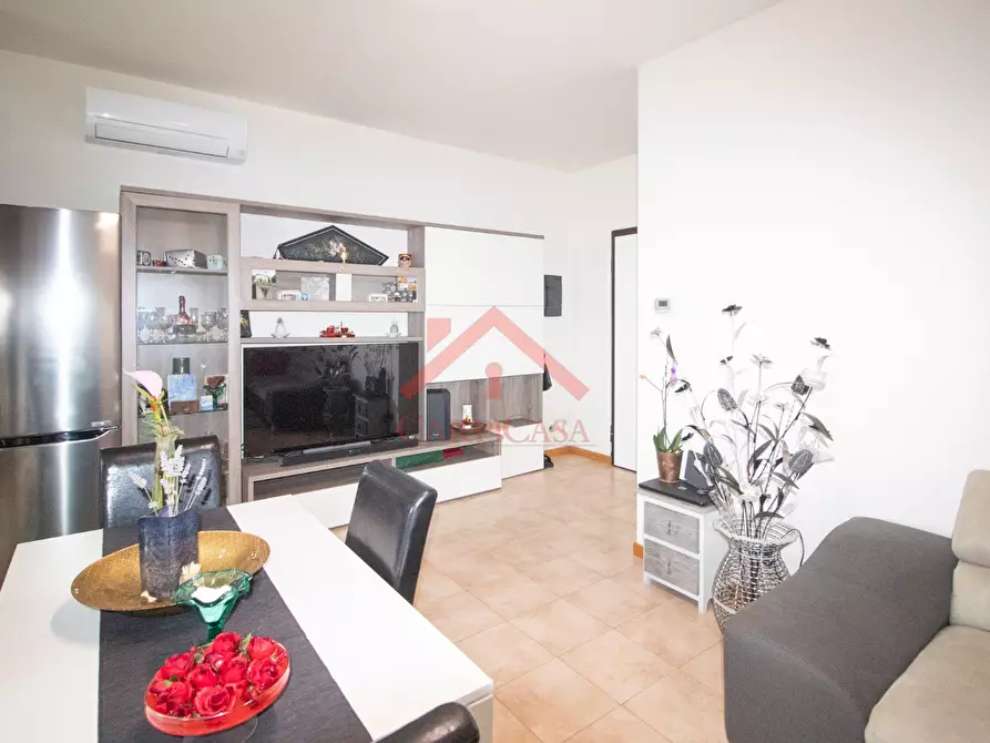 Immagine 4 di Appartamento in vendita  in Tang.le Bruno, Tangenziale Bruno Losi, 16, Carpi, , 16 a Carpi