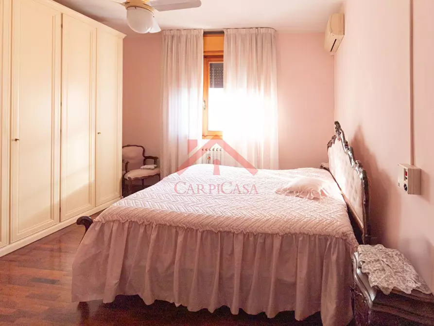 Immagine 15 di Appartamento in vendita  in Via Filippo Juvara, 15 a Carpi