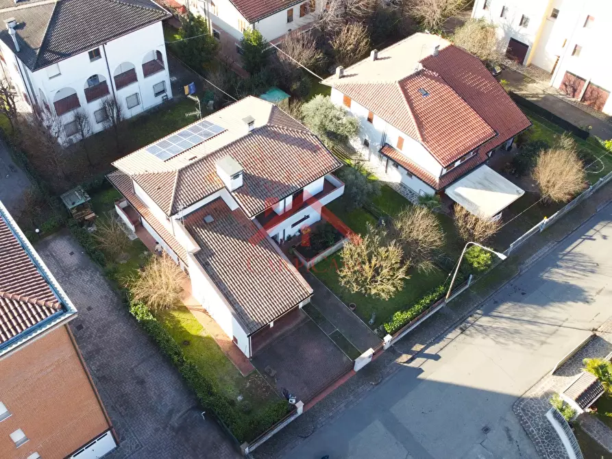 Immagine 4 di Appartamento in vendita  in Via Filippo Juvara, 15 a Carpi