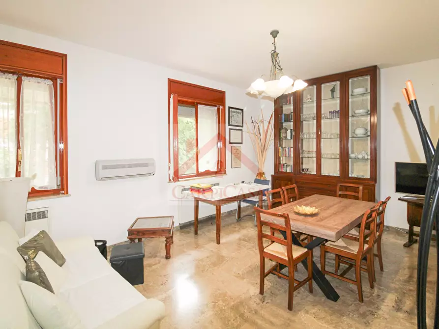 Immagine 1 di Appartamento in vendita  in Via Meloni di Quartirolo, 38 a Carpi