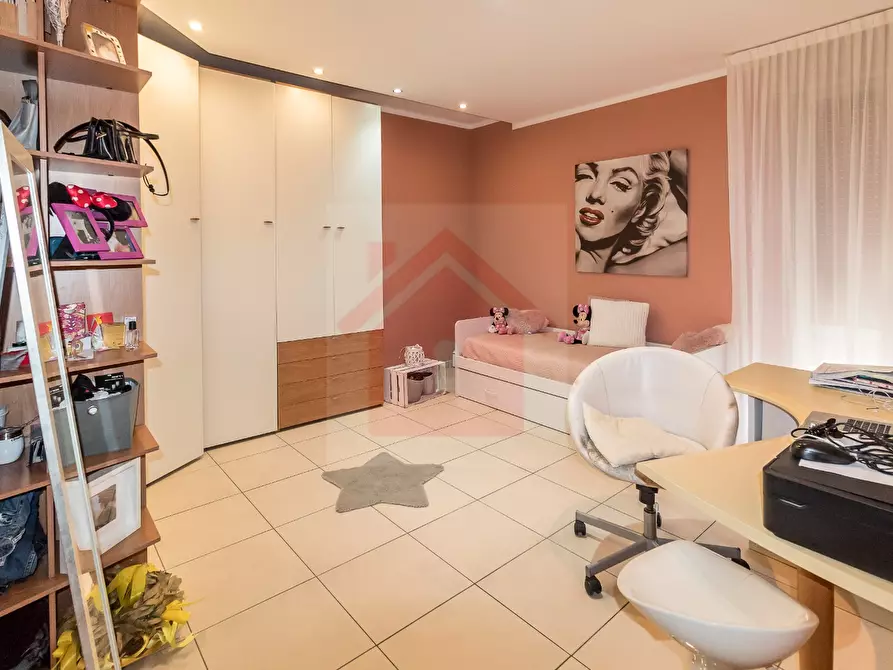 Immagine 11 di Appartamento in vendita  a Carpi