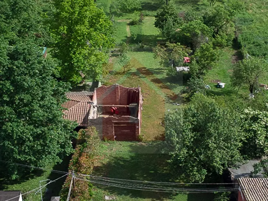 Immagine 3 di Rustico / casale in vendita  in Via Barberi, 28 a Novi Di Modena