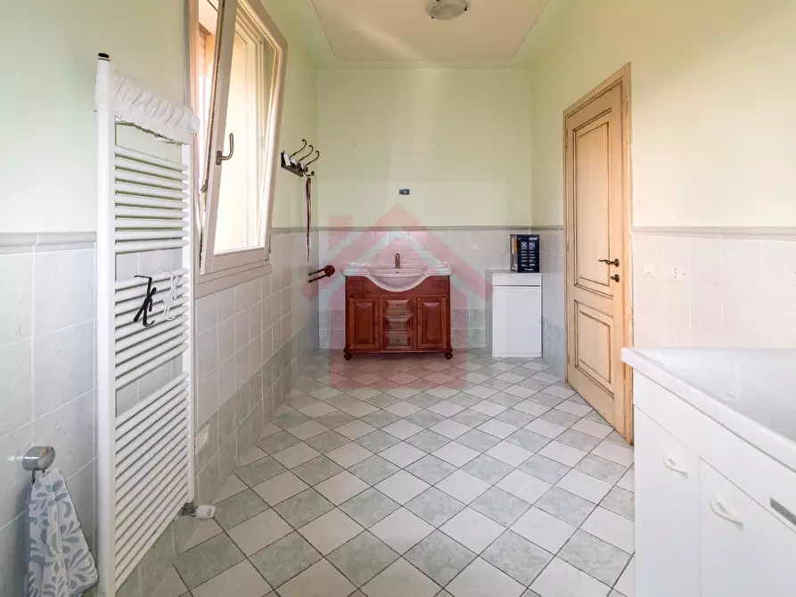 Immagine 20 di Villa in vendita  a Carpi