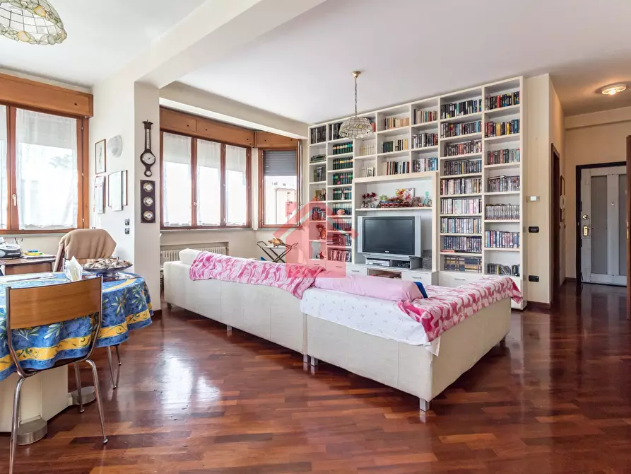 Immagine 3 di Appartamento in vendita  a Carpi