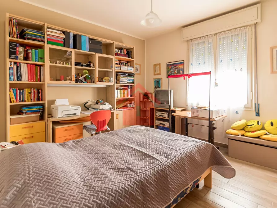 Immagine 12 di Villa in vendita  a Novi Di Modena