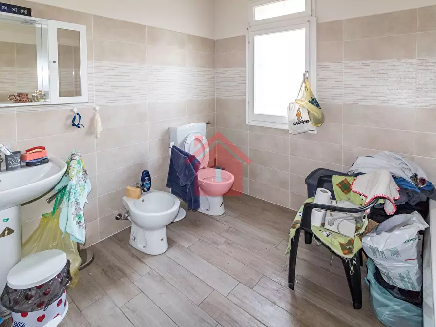 Immagine 7 di Villa in vendita  a Novi Di Modena