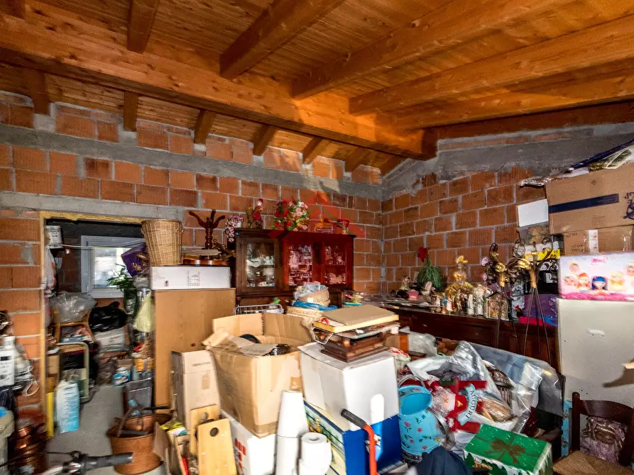 Immagine 18 di Villa in vendita  a Novi Di Modena