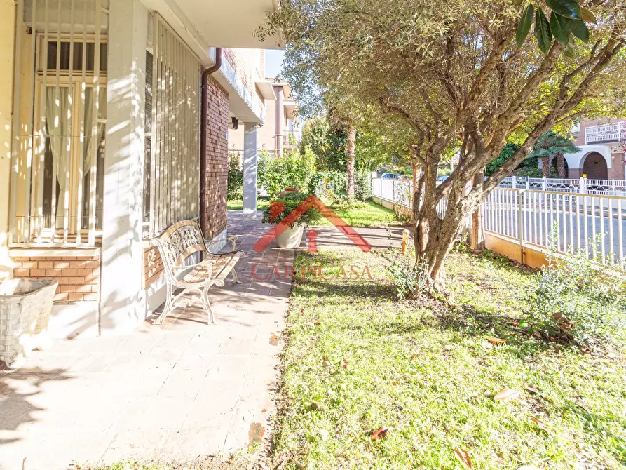 Immagine 43 di Appartamento in vendita  in Via Francesco Saverio Nitti, 19 a Carpi