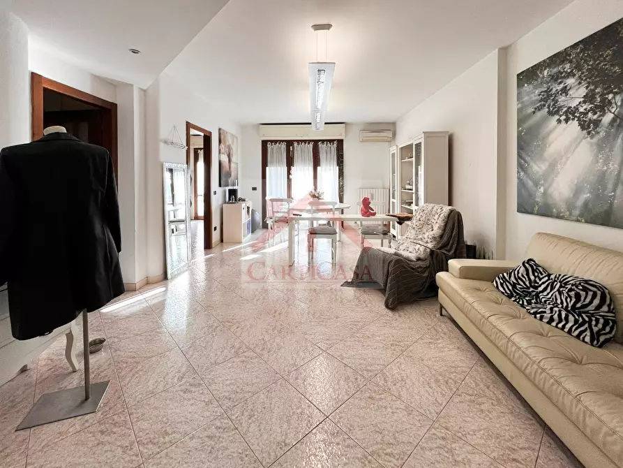 Immagine 3 di Appartamento in vendita  in Via Pastrengo, 25 a Carpi