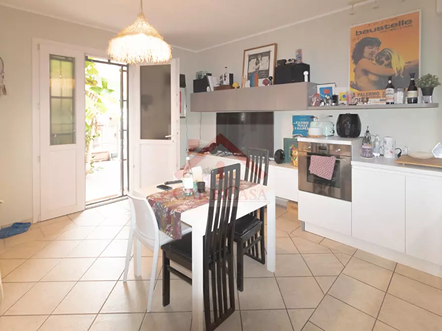 Immagine 3 di Appartamento in vendita  in Via Fosse Ardeatine, 44 a Carpi