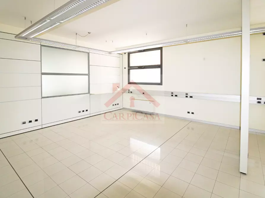 Immagine 8 di Ufficio in affitto  in Via Carlo Marx, 64 a Carpi