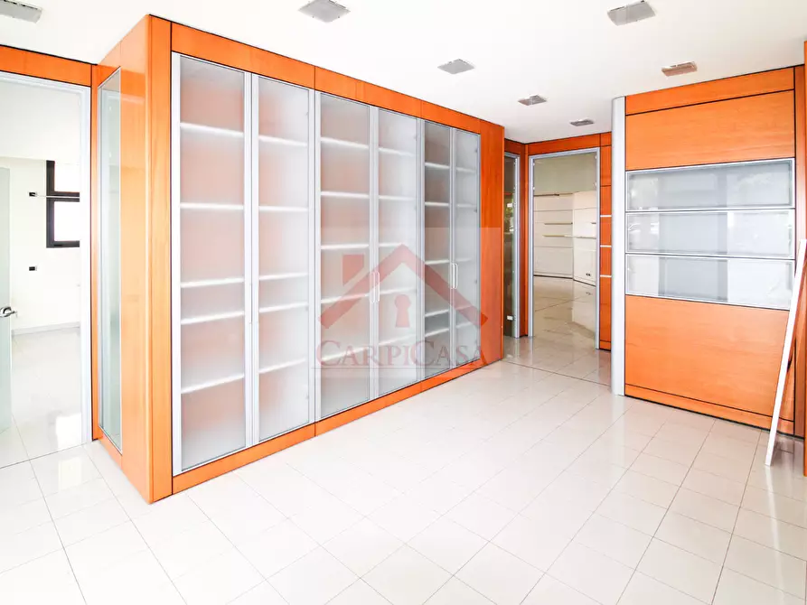 Immagine 4 di Ufficio in affitto  in Via Carlo Marx, 64 a Carpi