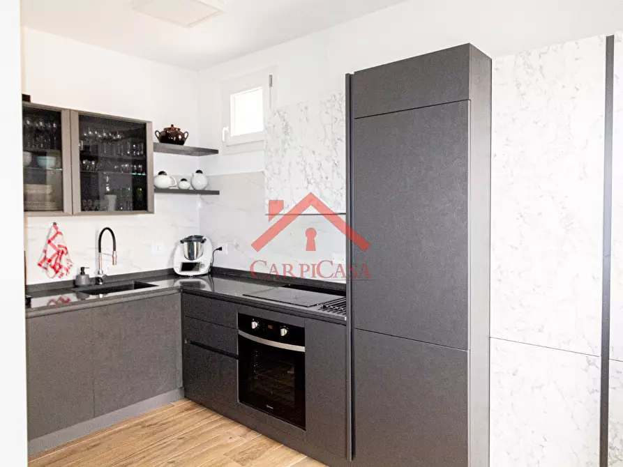 Immagine 4 di Appartamento in vendita  in Via E. De Amicis, 36 a Carpi