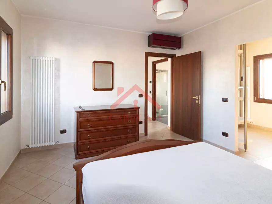 Immagine 15 di Appartamento in vendita  in Via Roma, 12 a Carpi