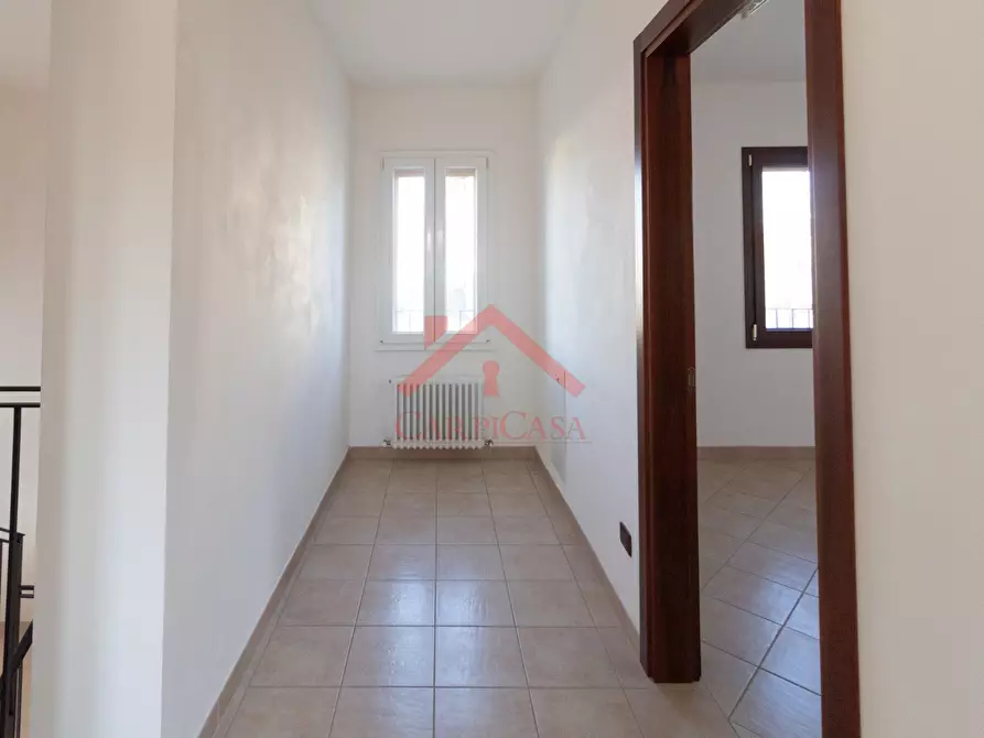 Immagine 21 di Appartamento in vendita  in Via Roma, 12 a Carpi