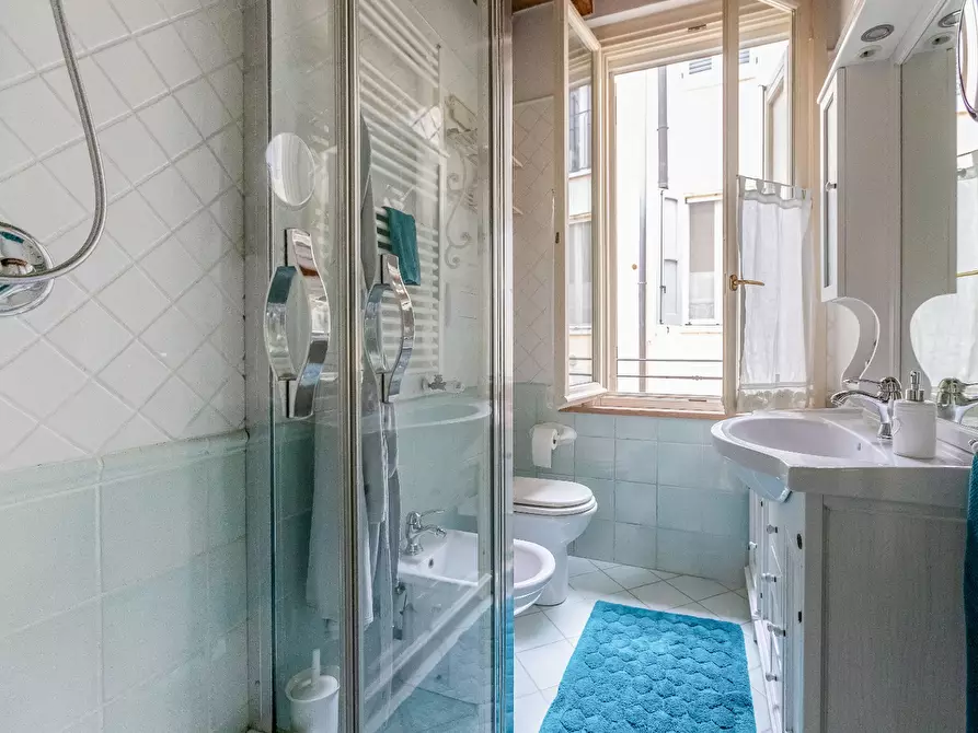 Immagine 12 di Appartamento in vendita  a Carpi