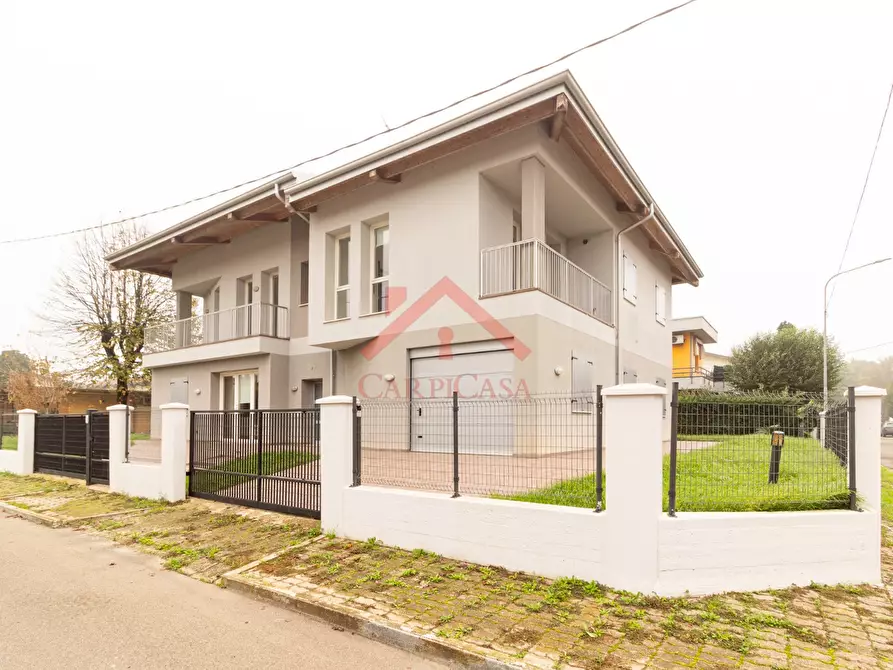 Immagine 21 di Appartamento in vendita  a Novi Di Modena