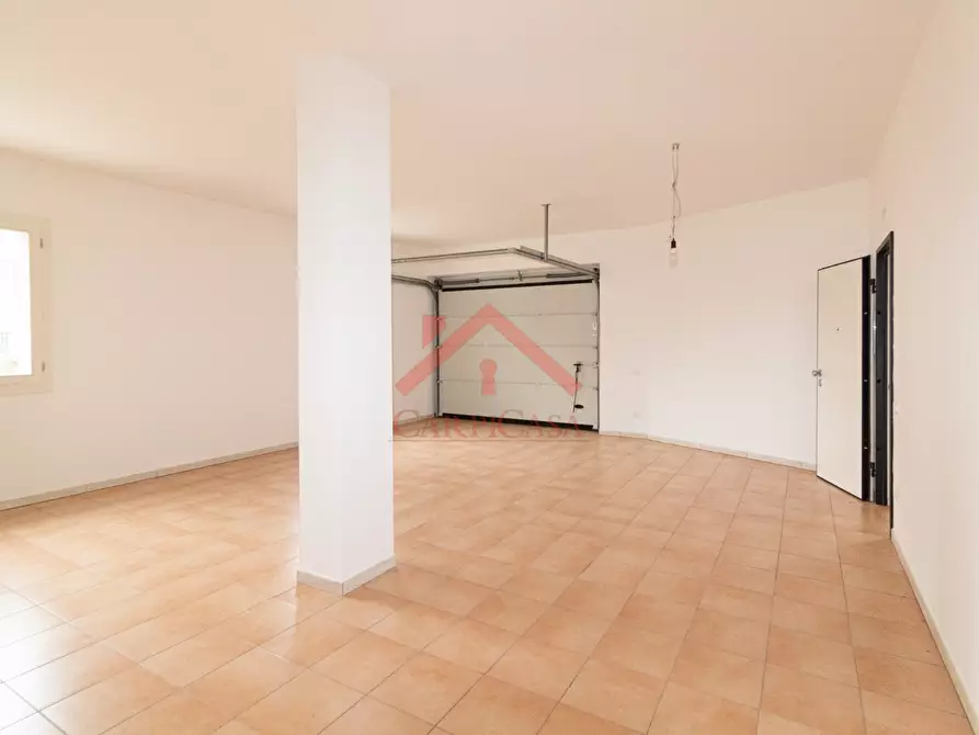 Immagine 13 di Appartamento in vendita  a Novi Di Modena