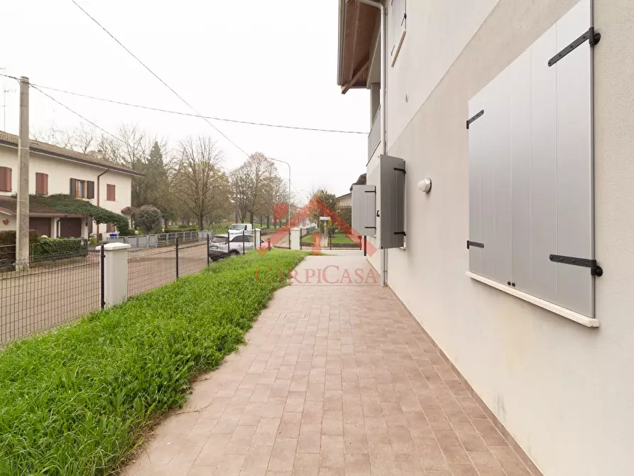 Immagine 19 di Appartamento in vendita  a Novi Di Modena