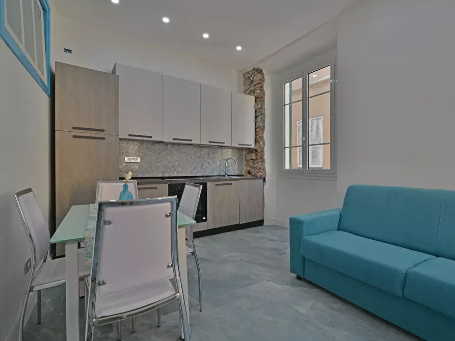 Immagine 25 di Appartamento in vendita  a Alassio