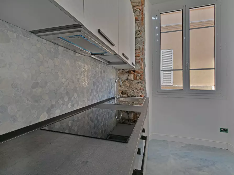 Immagine 27 di Appartamento in vendita  a Alassio