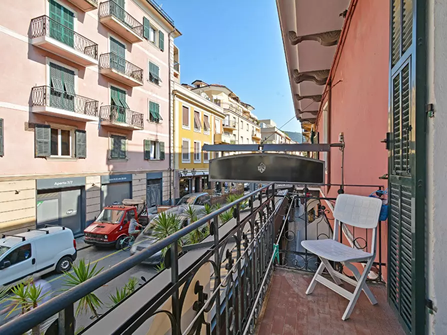 Immagine 28 di Appartamento in vendita  a Alassio