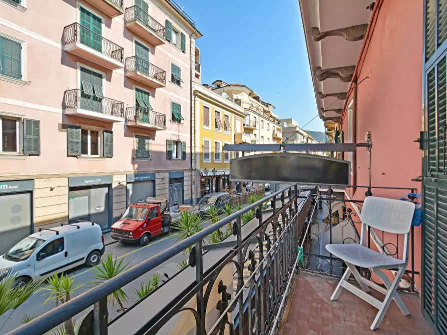 Immagine 30 di Appartamento in vendita  a Alassio