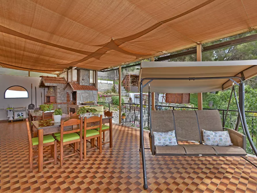 Immagine 27 di Villa in vendita  in Via giovanni pascoli , 1 a Andora