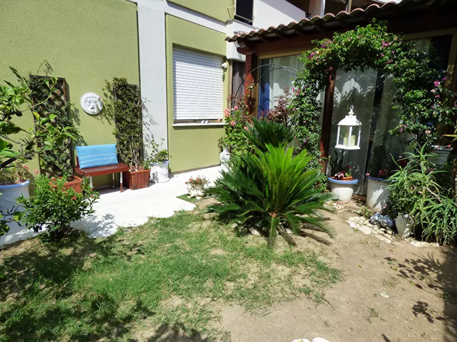 Immagine 23 di Appartamento in vendita  in Via Via Genova, 11 a Andora