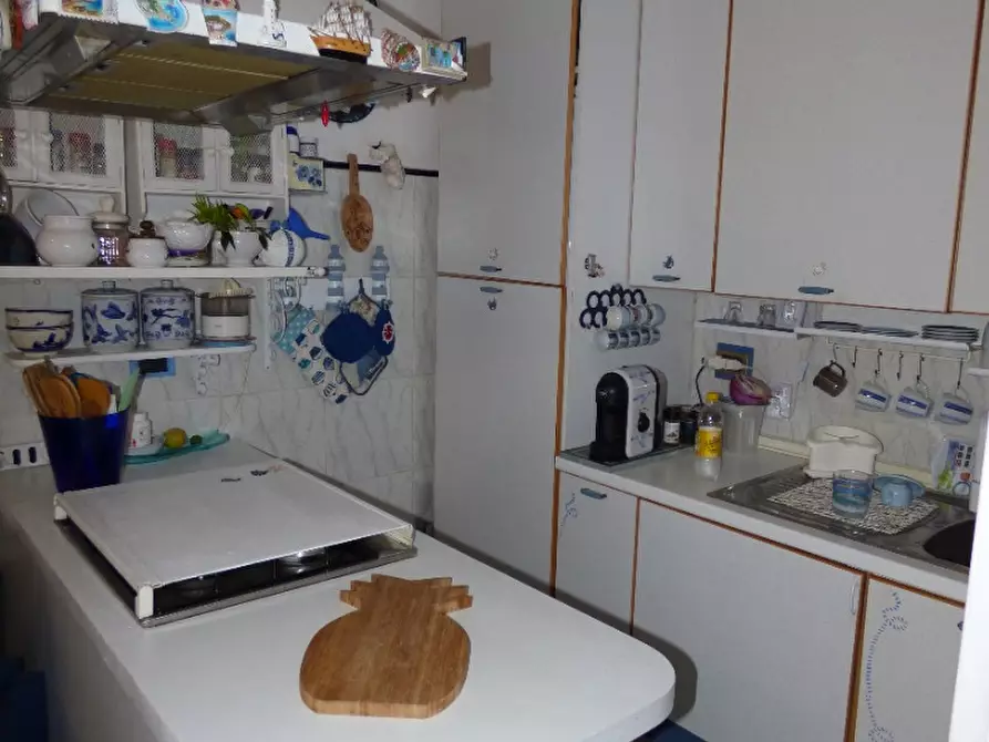 Immagine 7 di Appartamento in vendita  in Via Via Genova, 11 a Andora