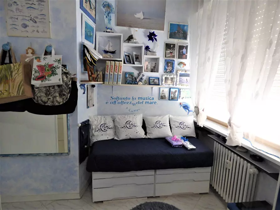 Immagine 17 di Appartamento in vendita  in Via Via Genova, 11 a Andora