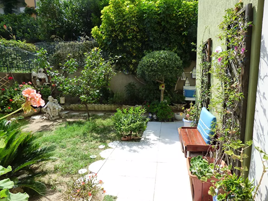 Immagine 28 di Appartamento in vendita  in Via Via Genova, 11 a Andora